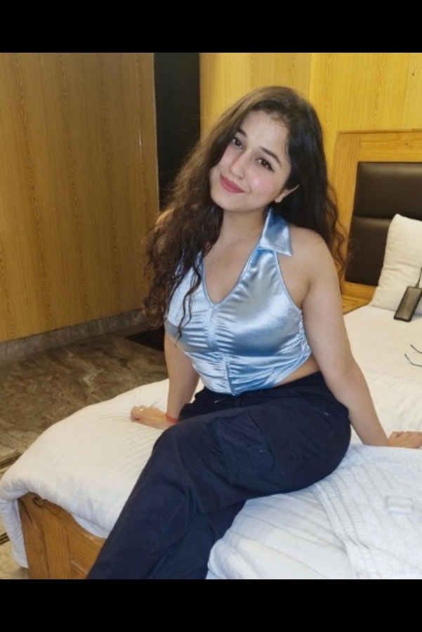 Escorts service in Delhi